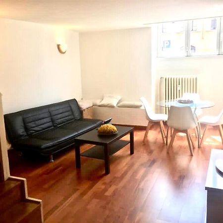 Yourvacanza Navigli Loft Lägenhet Milano Exteriör bild