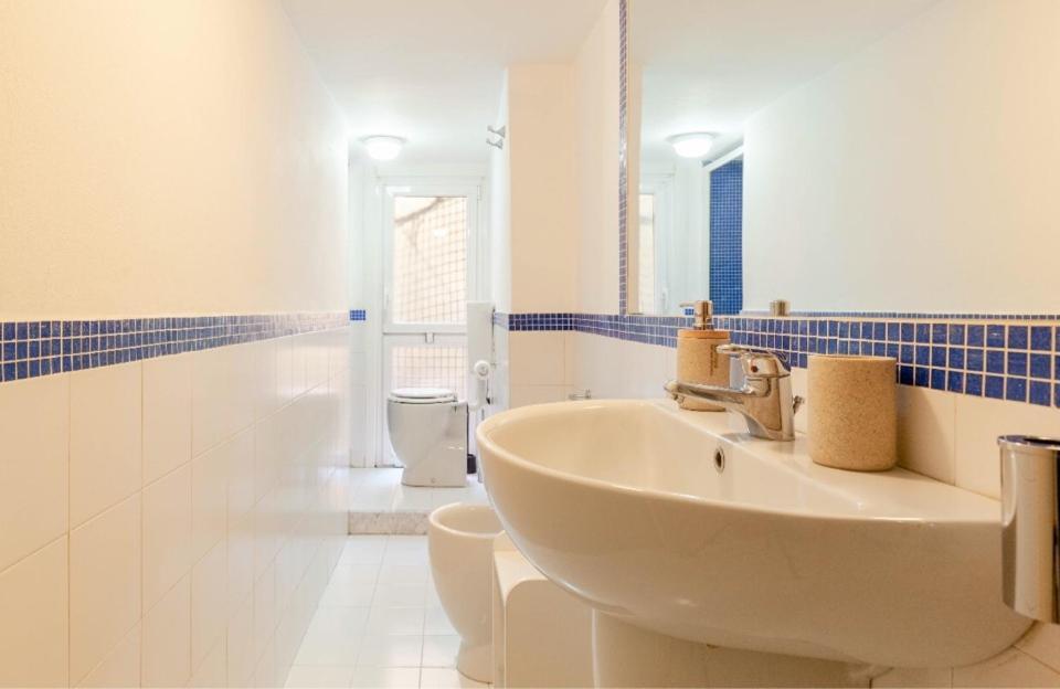 Yourvacanza Navigli Loft Lägenhet Milano Exteriör bild