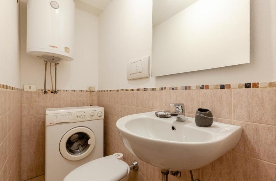 Yourvacanza Navigli Loft Lägenhet Milano Exteriör bild